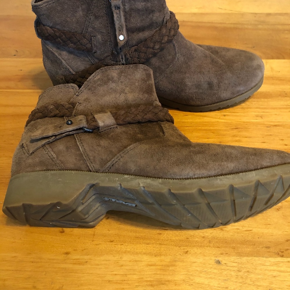 Teva boots. Chocolate suede with braiding detail.